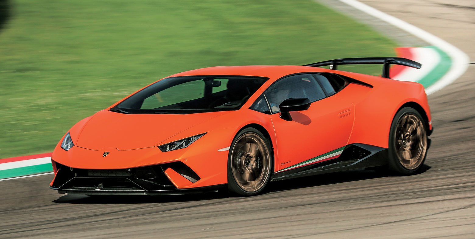 ランボルギーニ  ウラカン ペルフォルマンテ