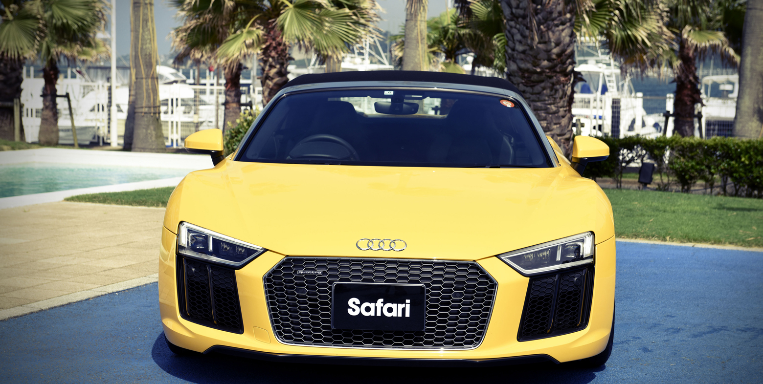 アウディR8　正面　フロント